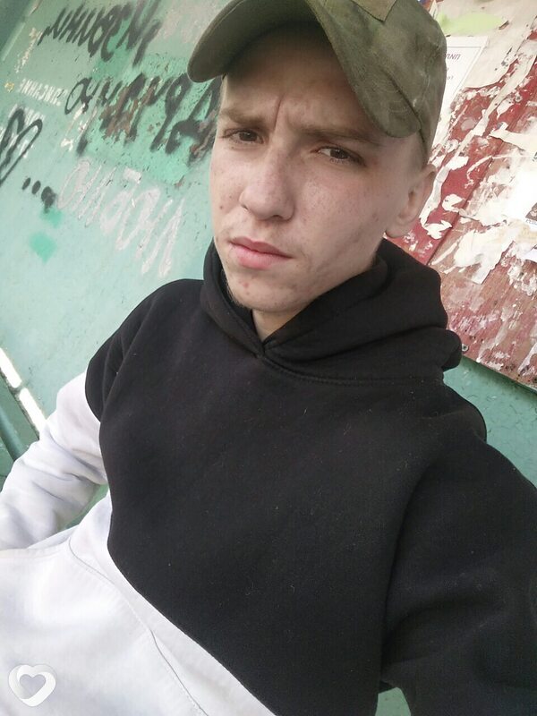 Даня, 19, Братске — анкета №2694802