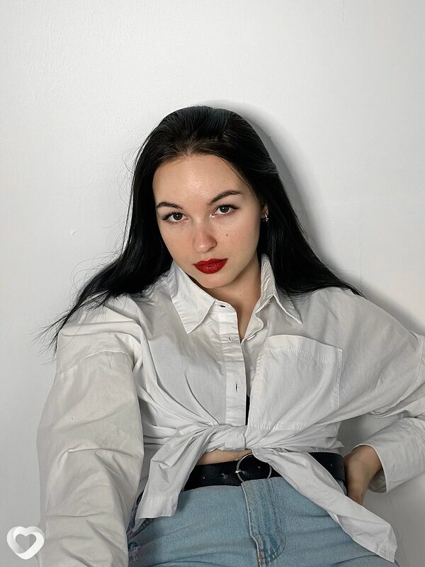 Настя, 23, Сочи — анкета №2694429
