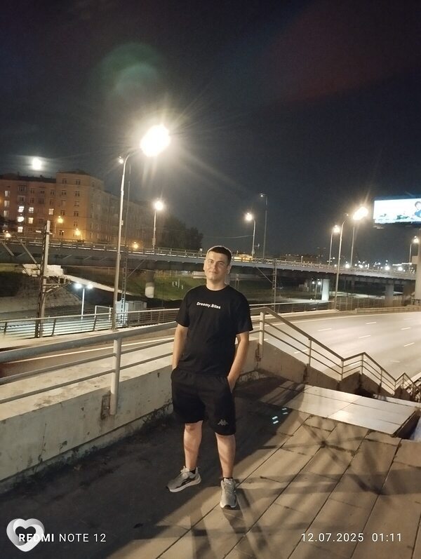 Eziz, 28, Череповце — анкета №2695042