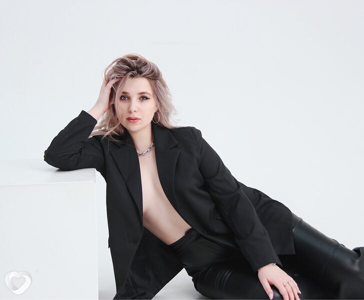 Ева, 23, Иванове — анкета №2695030