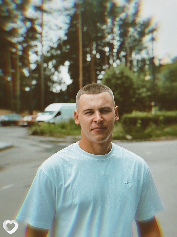 Олег, 22, Челябинске — анкета №2695145