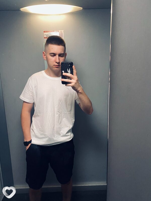 Stanislav, 21, Вроцлав — анкета №2695781