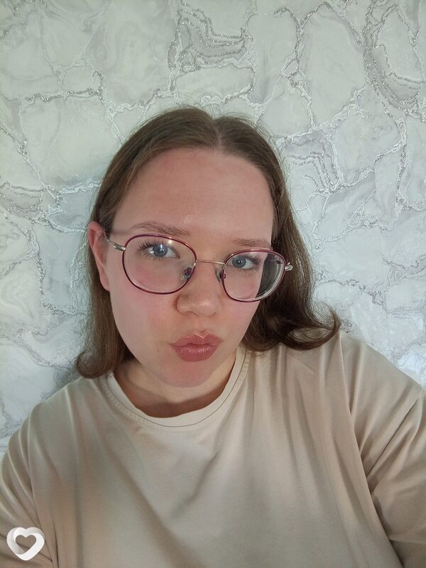 Полина, 19, Тюмени — анкета №2696160