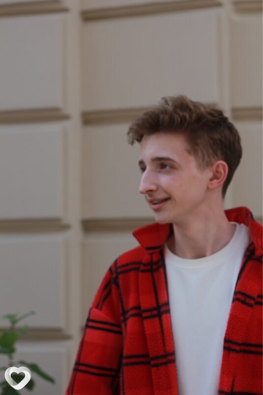 Ярослав, 20, Москве — анкета №2696304