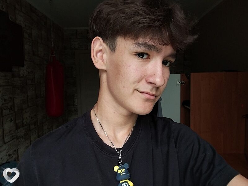 Тимур, 19, Перми — анкета №2697023