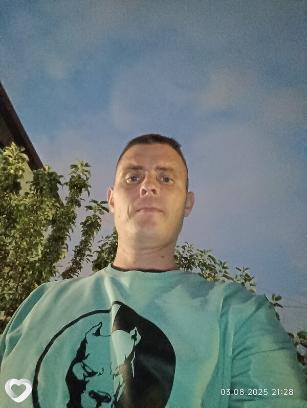 Юрий, 39, Москве — анкета №2697124