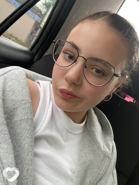 Азалия, 20, Ульяновске — анкета №2697443