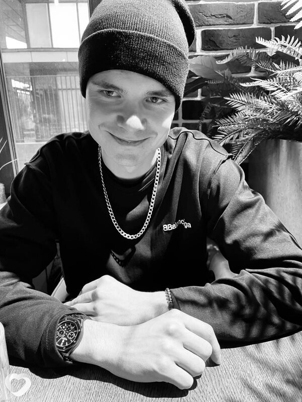 Энтони, 25, Москве — анкета №2697925