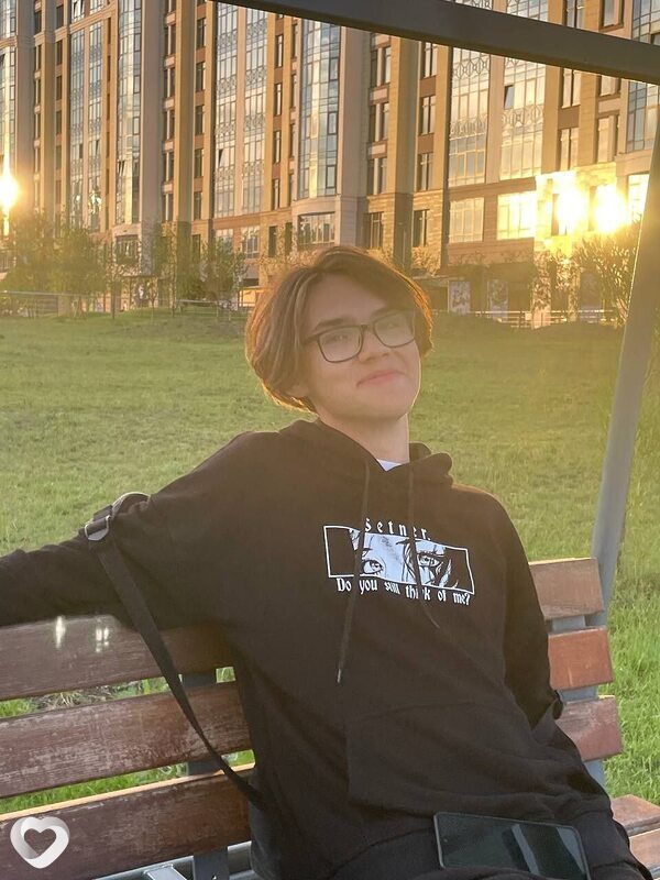 Максим, 20, Екатеринбурге — анкета №2697858
