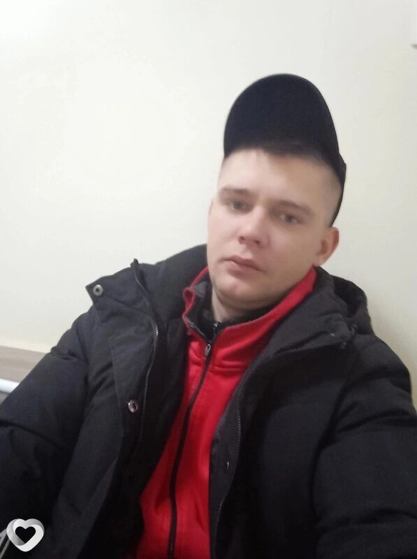 Максим, 26, Барнауле — анкета №2698102