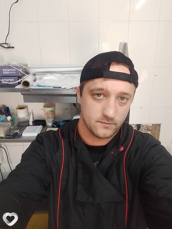 Артём, 34, Орёл — анкета №2698622
