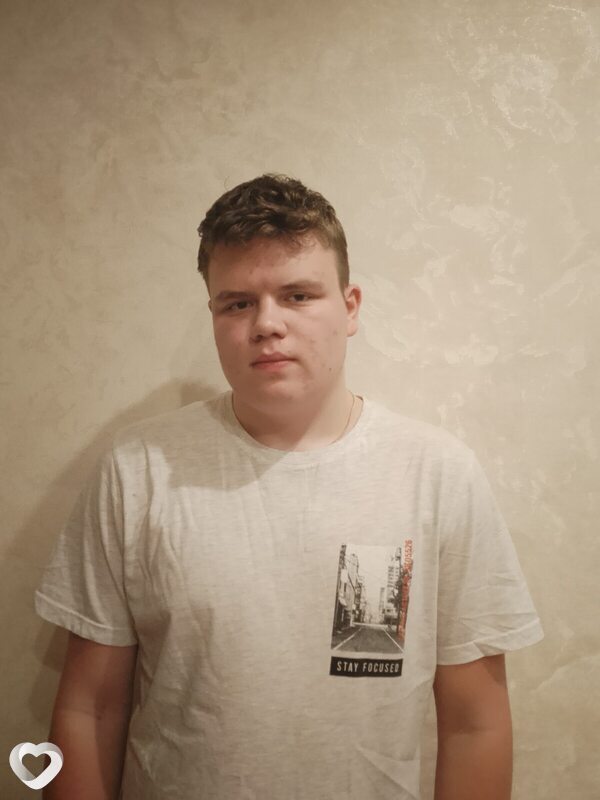 Максим, 22, Санкт-Петербурге — анкета №2698761