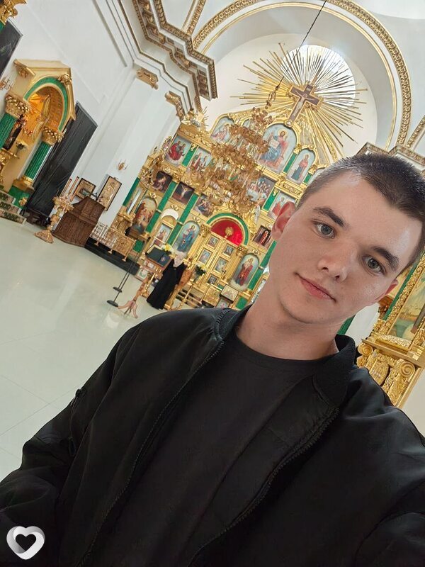Максим, 22, Калуге — анкета №2698482