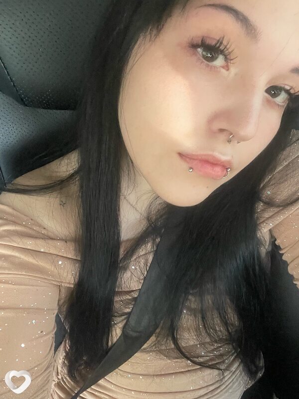 Настя, 19, Кирове — анкета №2698972