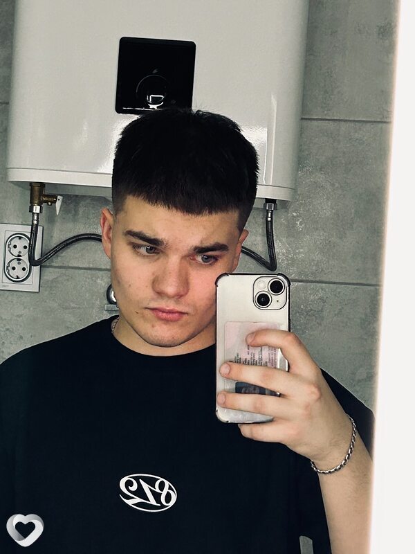 Даня, 21, Липецке — анкета №2699684