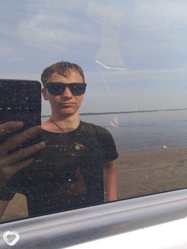 Алексей, 20, Благовещенске — анкета №2774496