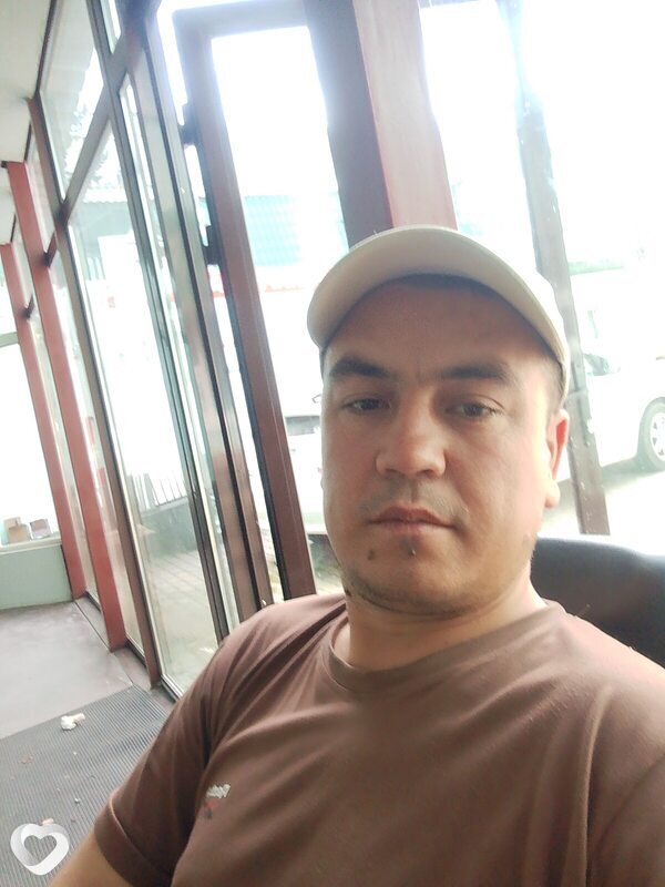 Ulugbek Qodirov, 35, Благовещенске — анкета №2700087