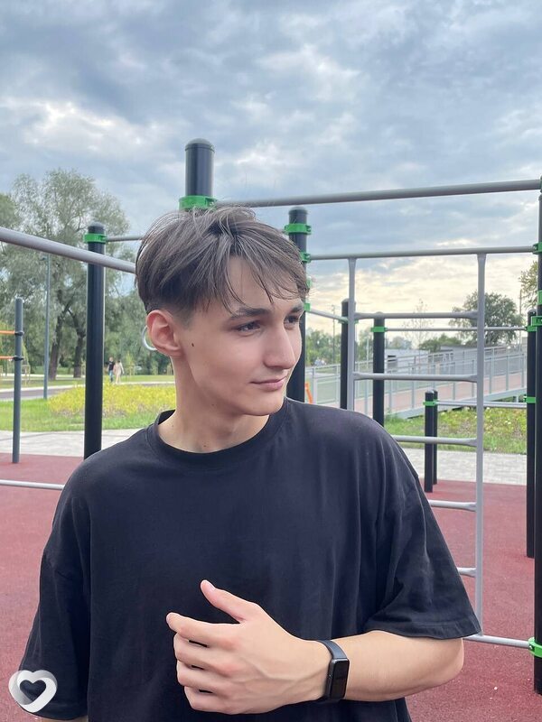 Андрей, 21, Белгороде — анкета №2700068