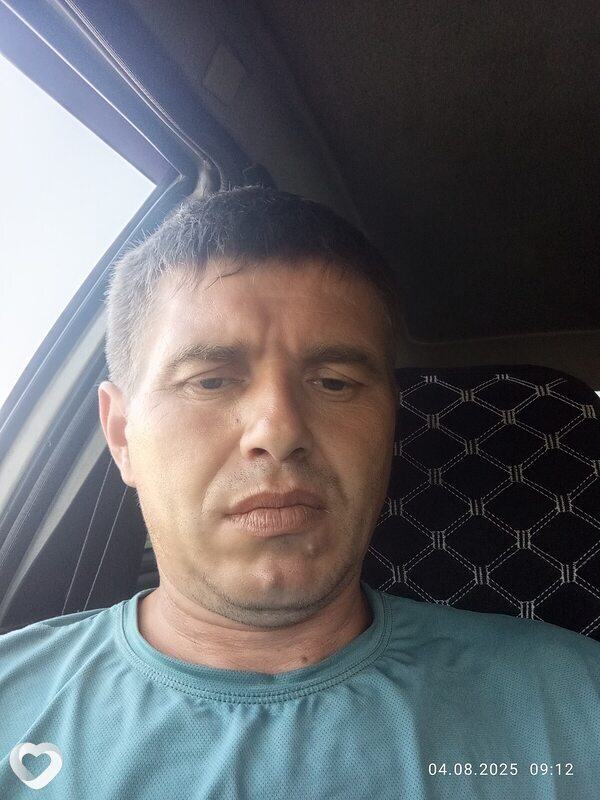 Александр, 36, Минеральных Водах — анкета №2700132
