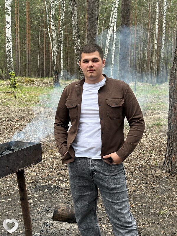 Константин, 21, Тюмени — анкета №2700186