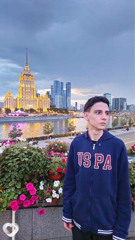 Artem, 21, Калуге — анкета №2700509