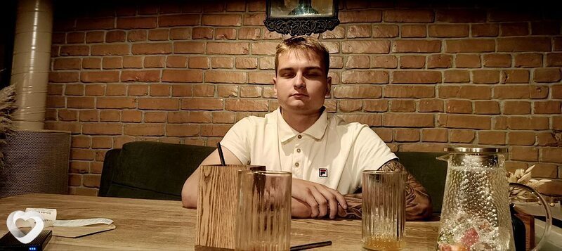 Павел, 21, Красноярске — анкета №2700628