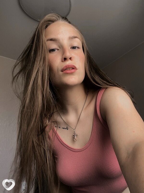 Ангелина, 21, Нижнем Тагиле — анкета №2701200