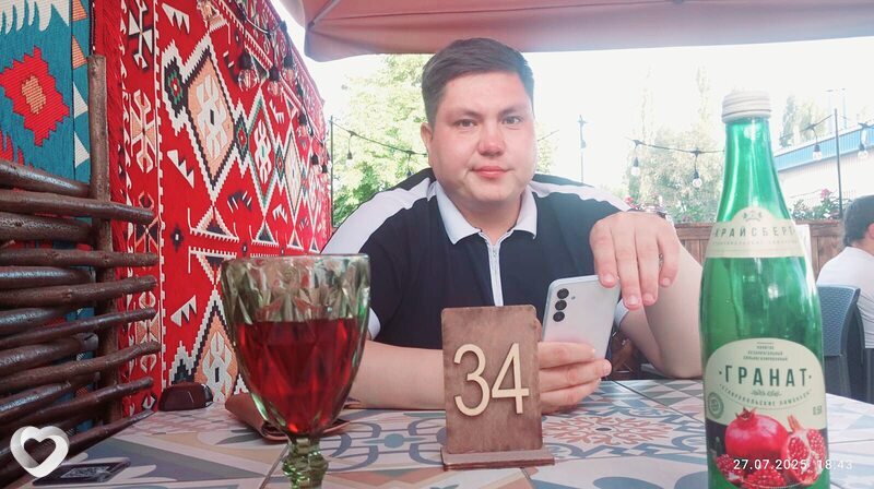 Мерет, 29, Новошахтинске — анкета №2700783