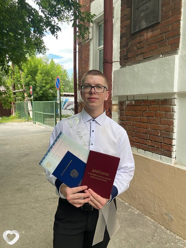 Иван, 21, Ачинске — анкета №2700571