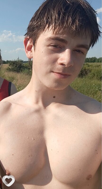 Денис, 25, Сергиеве Посаде — анкета №2700858