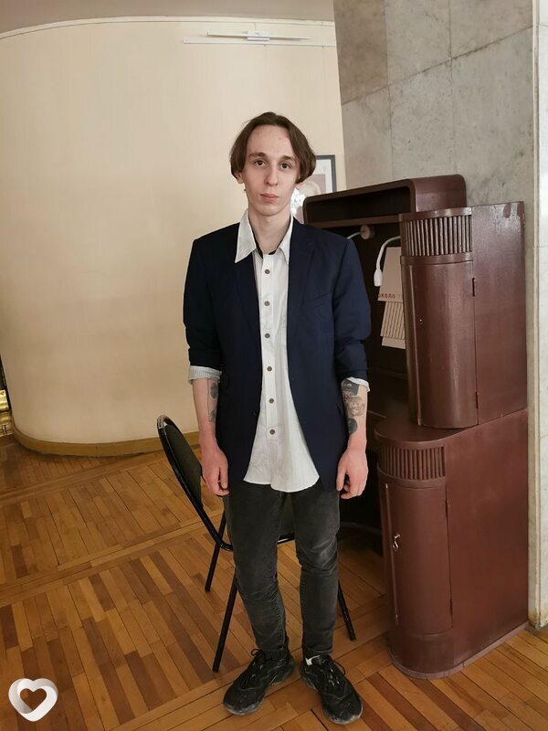 Мишаня, 26, Екатеринбурге — анкета №2701262