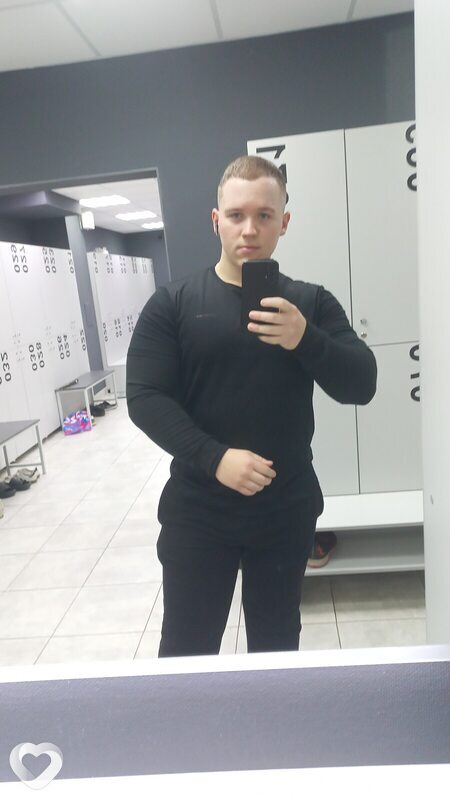 Николай, 21, Краснодаре — анкета №2701296
