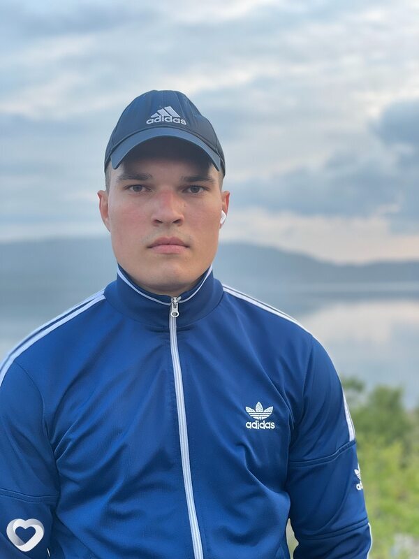 Влад, 24, Мурманске — анкета №2702186