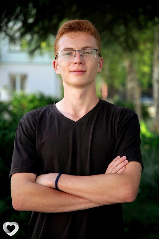 Денис, 20, Симферополе — анкета №2702993
