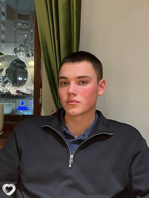 Алик, 19, Перми — анкета №2702684