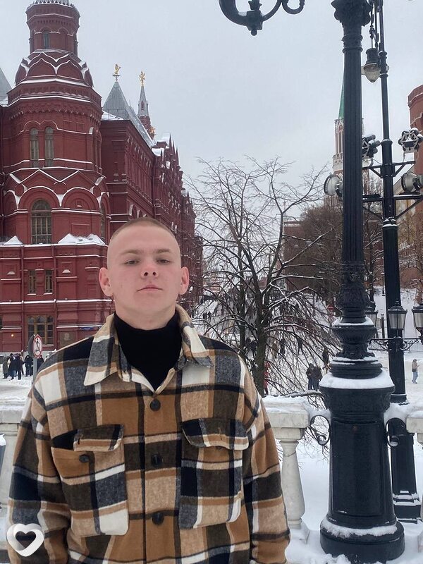Дмитрий, 20, Москве — анкета №2702928