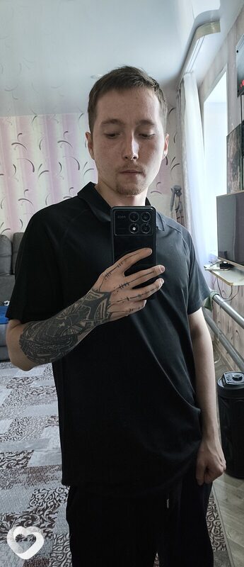 Кирилл, 24, Первоуральске — анкета №2703179