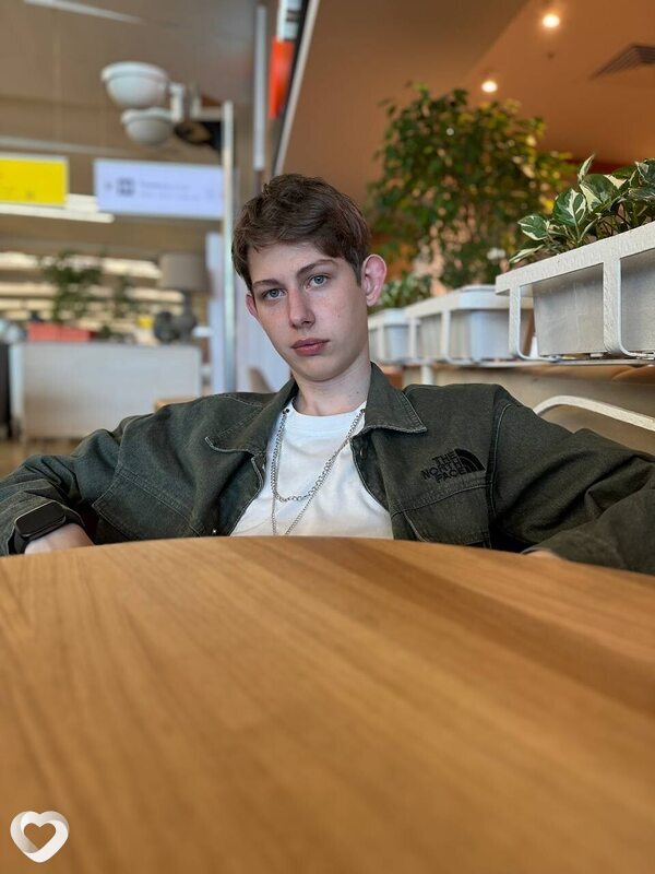 Кирилл, 19, Волгограде — анкета №2703250