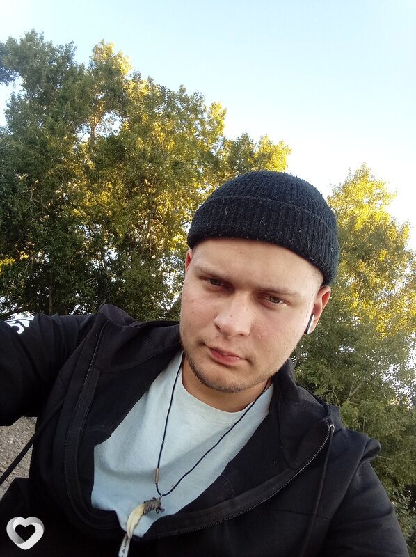 Михаил, 20, Кемерове — анкета №2703655