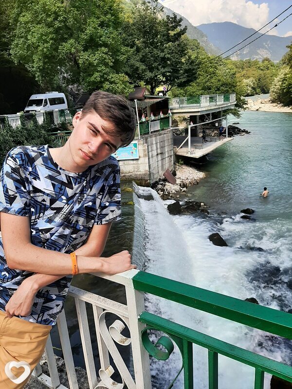 Денис, 20, Туле — анкета №2703897