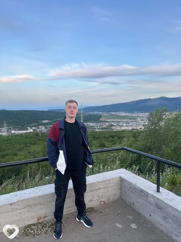 Михаил, 25, Магадане — анкета №2704105
