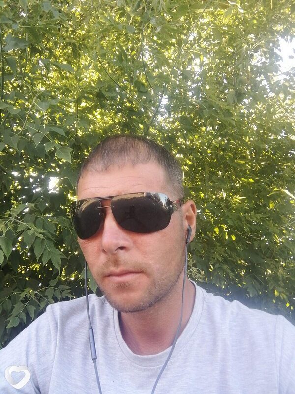 Артём, 38, Каменске-Шахтинском — анкета №2704426