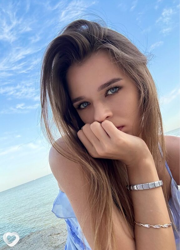 Элина, 22, Москве — анкета №2704712