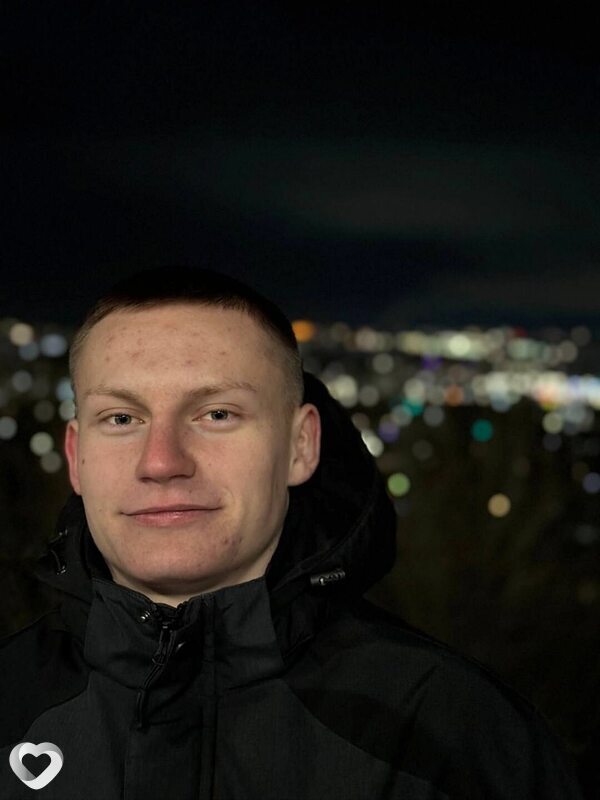 Сергей, 19, Саратове — анкета №2704935