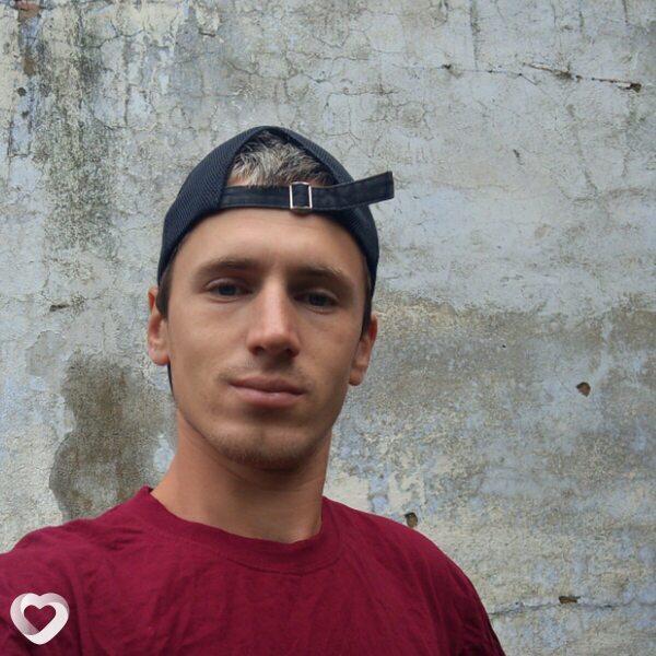 Дмитрий, 23, Усолье-Сибирское — анкета №2705394