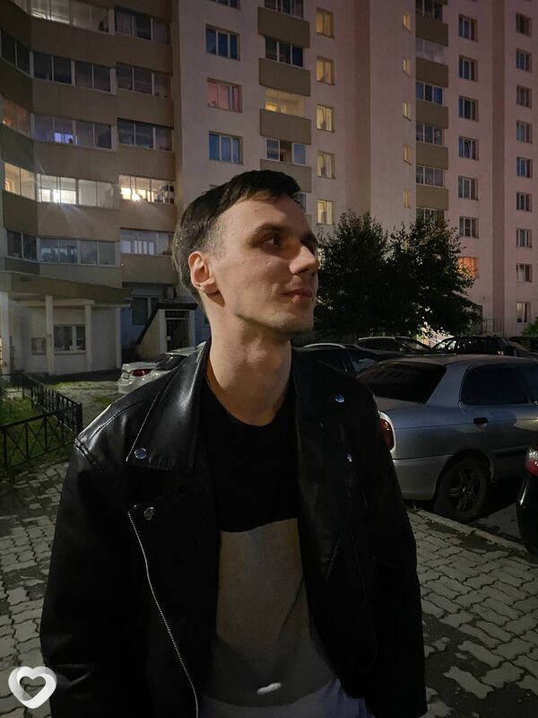 Дима, 27, Екатеринбурге — анкета №2705552