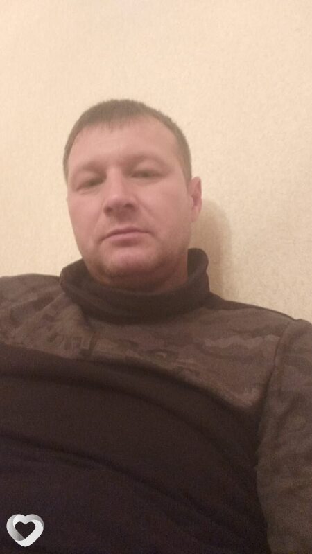 Максим, 39, Курчатове — анкета №2705619