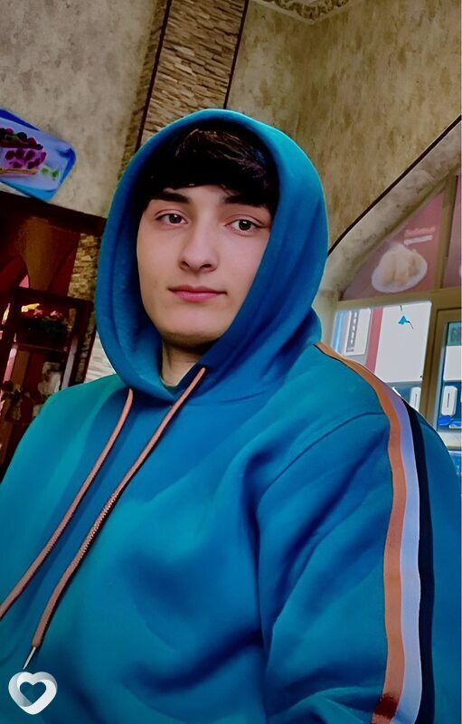 Doniyorbek, 21, Кирове — анкета №2705759