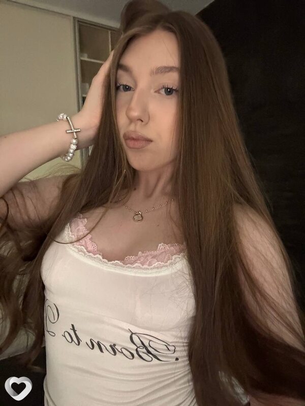 Вика, 19, Пушкино (Московская Обл) — анкета №2705840