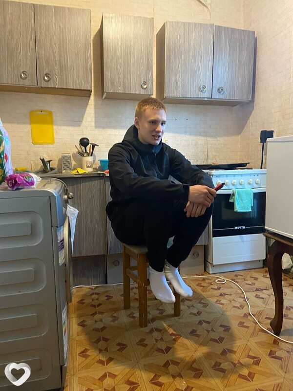 Женя, 21, Москве — анкета №2705843